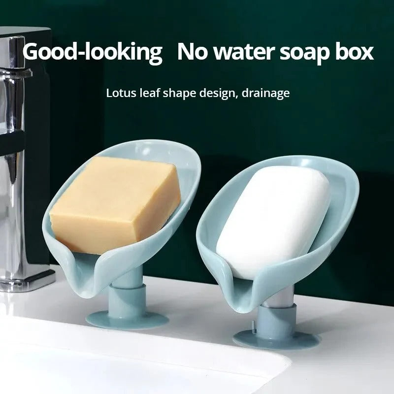 Leaf-Shape Self-Draining Soap Holder – Decorative 45° Slanted Hydraulic Soap Dish with Suction Base